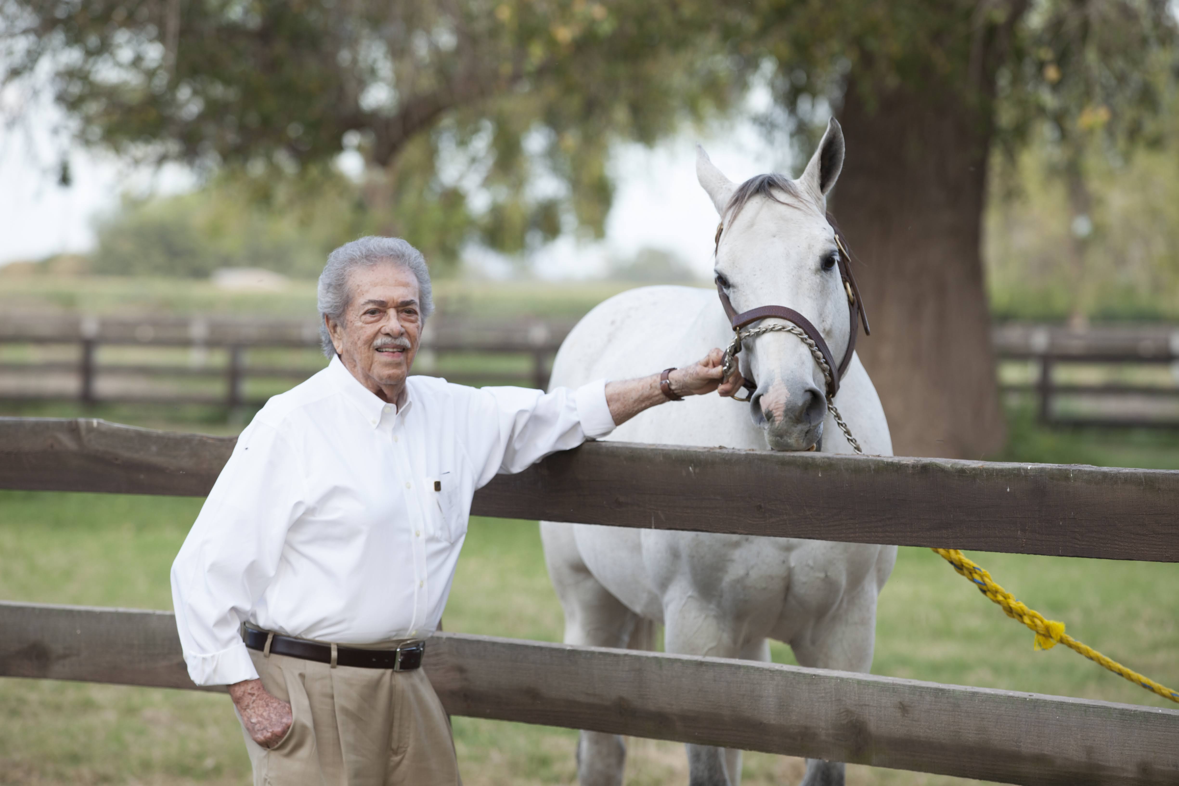 Ing. Elizondo en Rancho Natoches